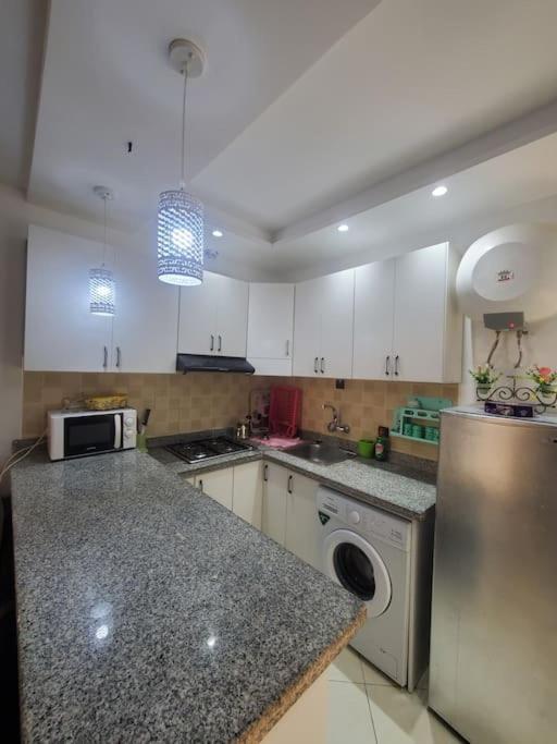 Appartamento Modern Flat With Sea View Martil Esterno foto