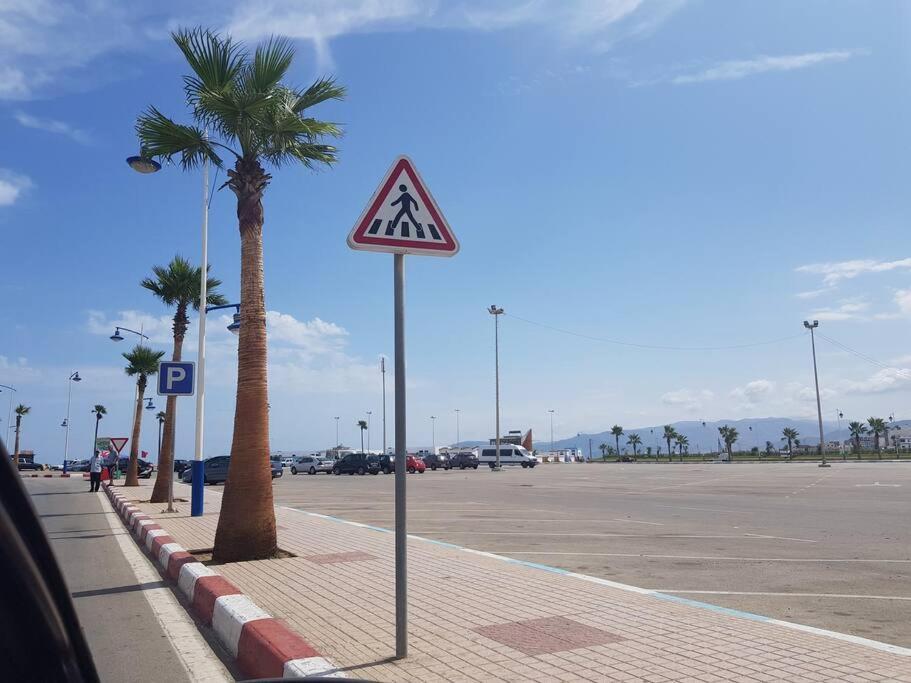 Appartamento Modern Flat With Sea View Martil Esterno foto