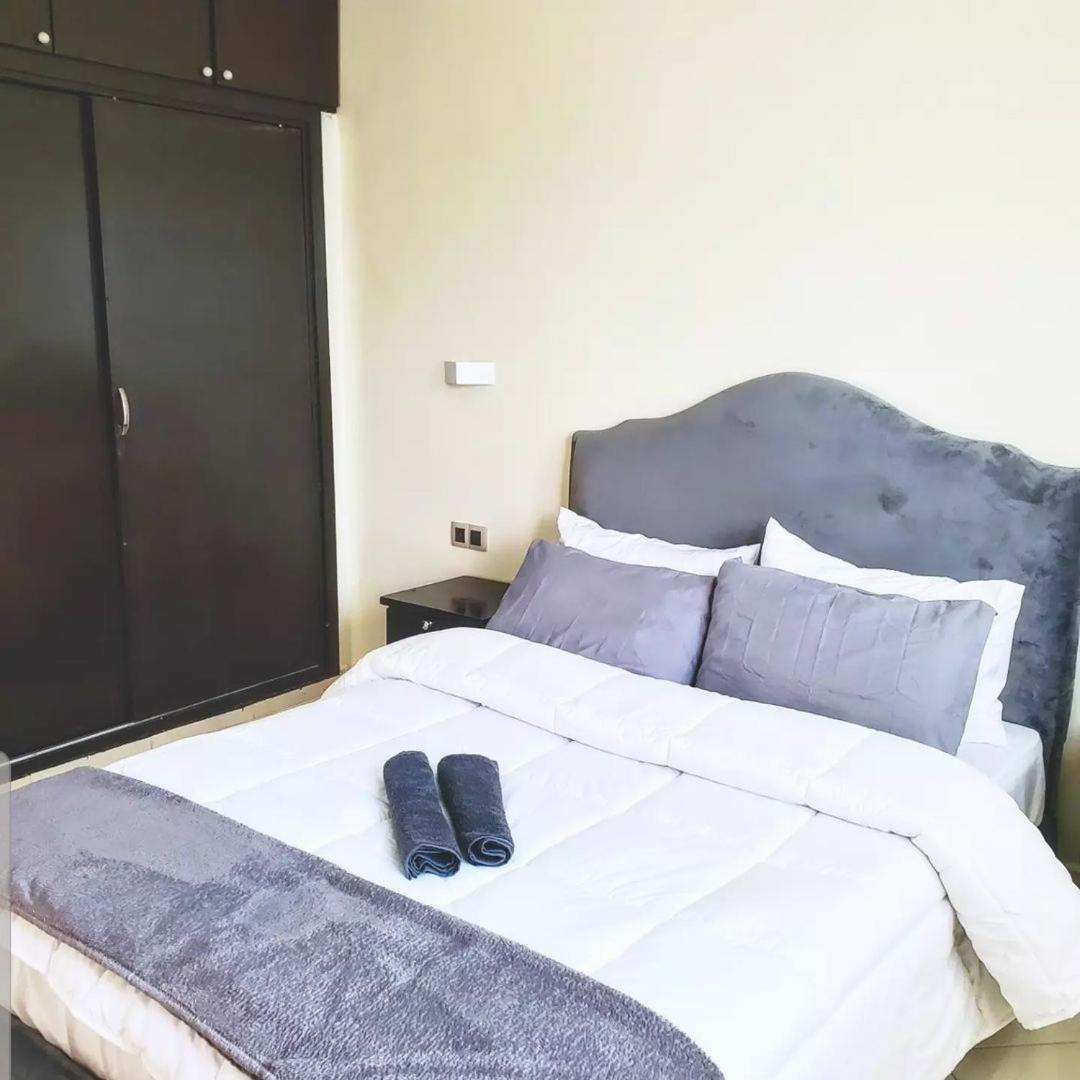 Appartamento Modern Flat With Sea View Martil Esterno foto