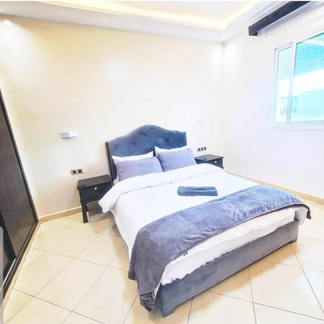Appartamento Modern Flat With Sea View Martil Esterno foto