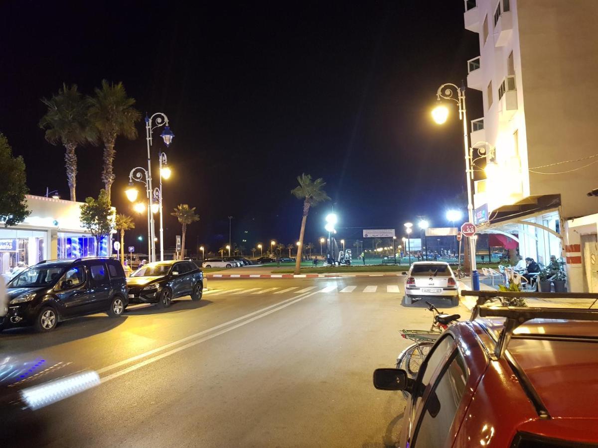 Appartamento Modern Flat With Sea View Martil Esterno foto